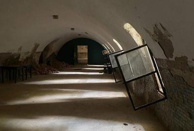 Casă individuală cu 8 camere cu Canalizare în Maciova - 35