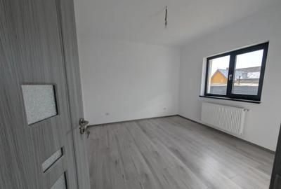 Casă cu 4 camere cu Teren 670 Mp în Central - 5