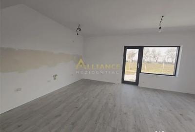Casă cu 3 camere cu Teren 371 Mp în Berceni - 2