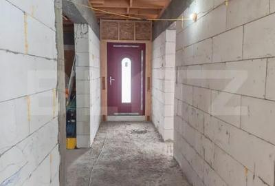 Casă cu 4 camere cu Teren 800 Mp în Mihai Viteazu - 8