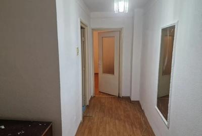 Apartament o camera,40mp,decomandat,Darmane?ti, centrala,termopane - 1