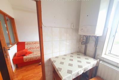 Garsoniera, situata in Targu Jiu, Str. Zambilelor - 6