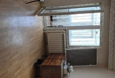 Apartament cu 3 camere semidecomandat în Central - 7