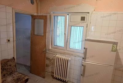 Apartament cu 3 camere decomandat în Victoriei - 5