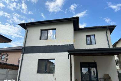 Casă cu 4 camere în Central - 2