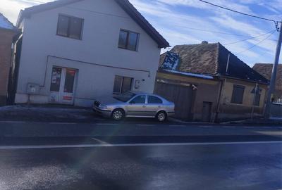 Casă cu 3 camere cu Teren 200 Mp în Dumbrăvița - 2