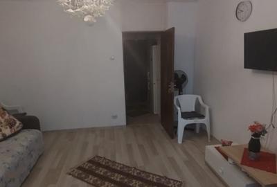 Garsoniera de vanzare Costin Georgian Titan - 3