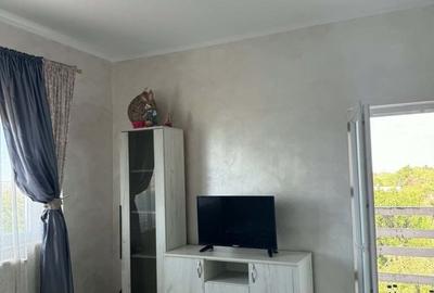 Apartament cu 2 camere decomandat în Exterior Vest