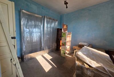 Casă cu 5 camere cu Teren 2800 Mp în Poienarii Burchii - 31