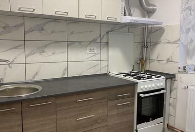 Apartament cu 2 camere decomandat în Malu Roșu - 3