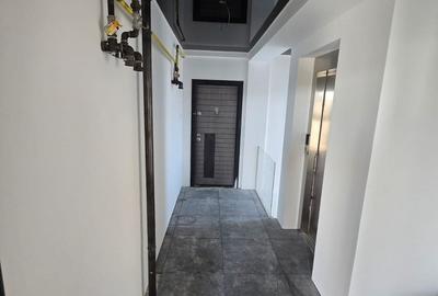 Apartament cu 2 camere în Micro 17