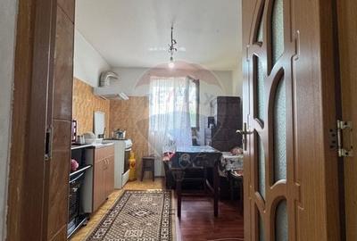 De vanzare casa cu curte generoasa - Fierbinti Targ, Ialomita - 9