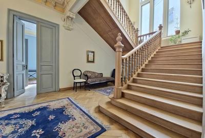 Vila cu arhitectura , 1000mp, 685 mp teren Vila cu arhitectura , 1000mp, 685 mp teren - 2