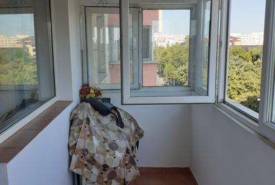 Apartament cu 3 camere decomandat în Lacul Tei - 12