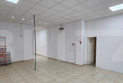 Spa?iu comercial de inchiriat 120 mp - zona Liceul Aut Spa?iu comercial de inchiriat 120 mp - zona Liceul Aut - 4
