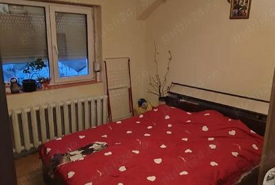Apartament cu 3 camere decomandat în Marghiloman - 7
