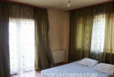 Casă cu 7 camere cu Teren 1000 Mp în Căciulata - 11