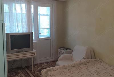 Apartament cu 4 camere decomandat în Central - 3