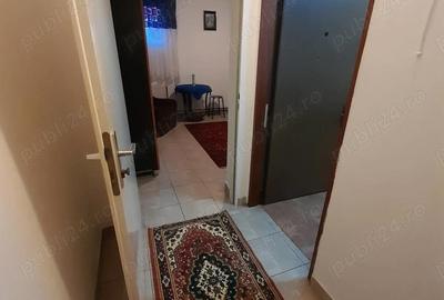 Garsonieră decomandată în Central - 2