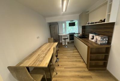 Apartament 3 camere - prima inchiriere - complet mobilat si utilat - 2