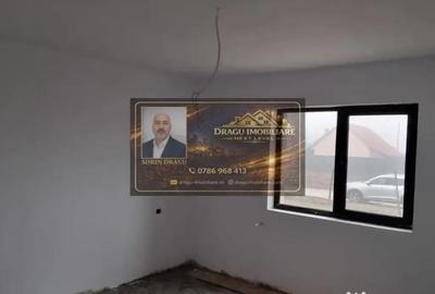 Casă cu 5 camere cu Teren 504 Mp în Sud - 11