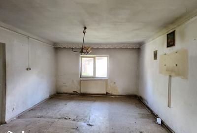 Casă cu 3 camere cu Teren 200 Mp în Șerbănești - 2