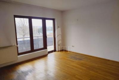 Apartament cu 3 camere semidecomandat în Andrei Mureșanu - 1