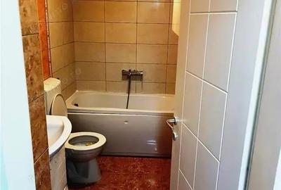 Apartament cu 2 camere decomandat în Vitan