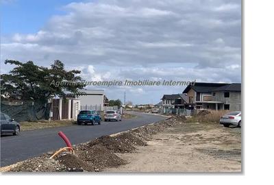 Teren de 500 mp, în Central - 1