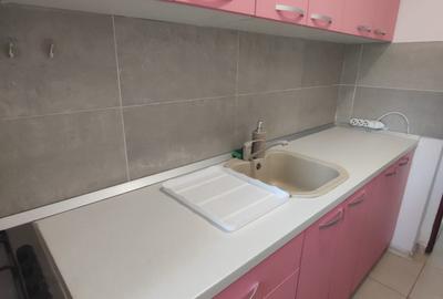 2 camere de închiriat - piața IL Caragiale - 17
