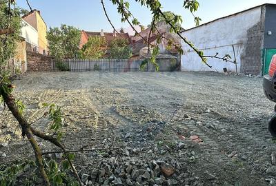 Teren de inchiriat pe strada Cocorilor Teren de inchiriat pe strada Cocorilor - 3