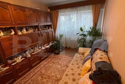 Apartament cu 4 camere , 79 mp, zona Micro 17 - 6