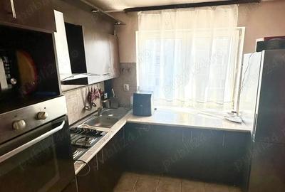 Apartament spa?ios de vanzare 4 camere - 4