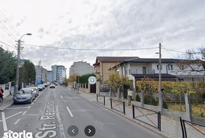 Casă cu 3 camere cu Teren 500 Mp în Central - 1