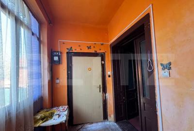 Casă cu 3 camere cu Teren 640 Mp în Central - 2