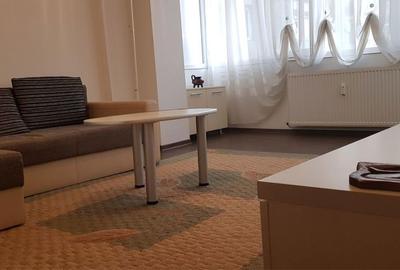 Apartament cu 2 camere decomandat în Aurel Vlaicu