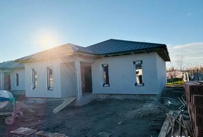 Casa parter 3 dormitoare - 1