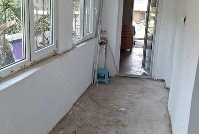 Casă cu 4 camere în Central - 4