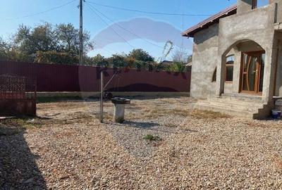 Casa / Vila cu 5 camere de vanzare - 19