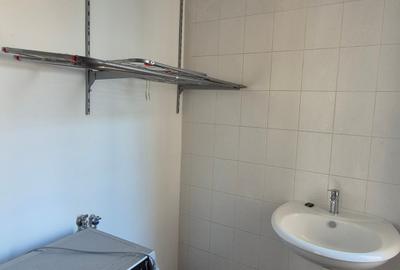 Casă individuală cu 5 camere cu Canalizare în Central - 10