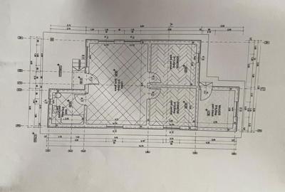Casă cu 3 camere cu Teren 1185 Mp în Central - 1