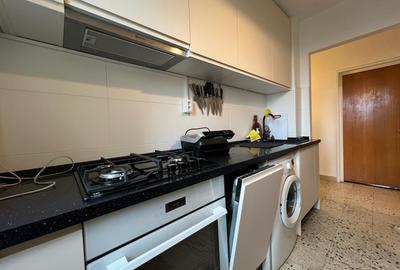 Apartament cu 3 camere semidecomandat în Drumul Taberei - 6