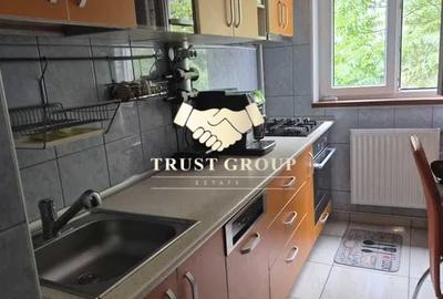 Apartament cu 3 camere semidecomandat în Lujerului