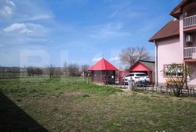 Casă cu 7 camere cu Teren 1430 Mp în Central - 8