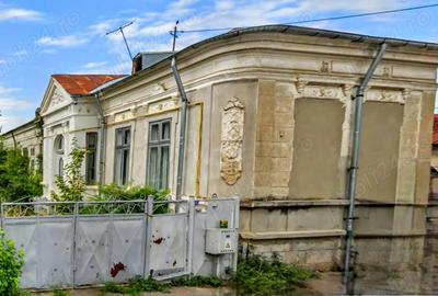 Casa cu farmec interbelic de vanzare in centrul ora?ului Buzau - 3