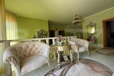 Casă cu 10 camere cu Teren 908 Mp în Central - 18