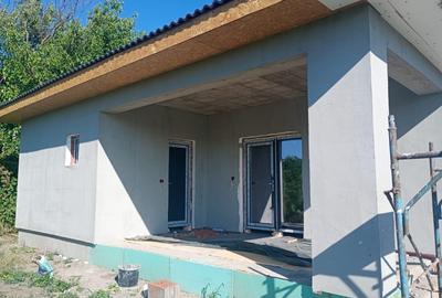 VANZARE CASA PARTER, DEZVOLTATOR, UTVIN - 5