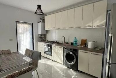 Casă cu Teren 300 Mp în Central - 9