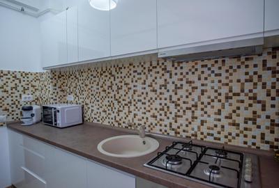 Apartament cu 3 camere decomandat, mobilat în Central - 23