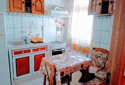 Garsonieră decomandată în Traian - 2